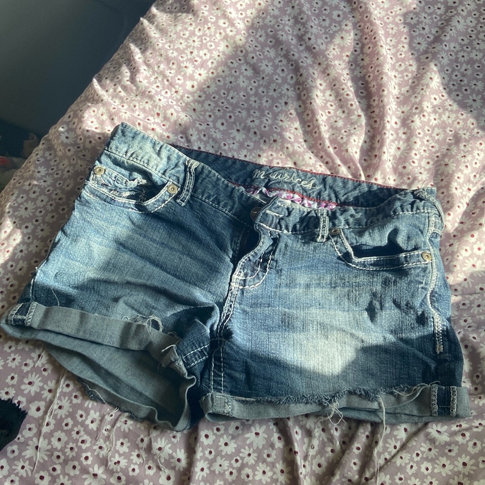 Women’s Jean Shorts Daisy-Dukes